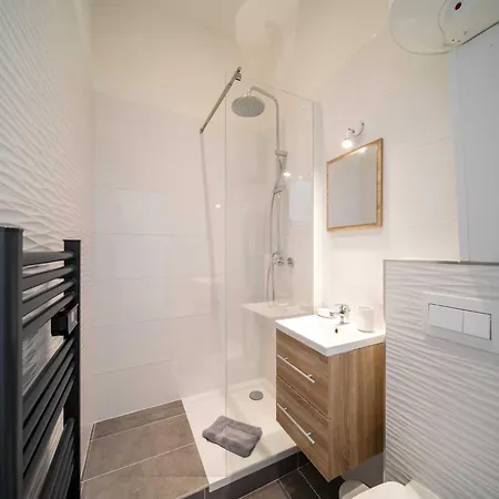 Cosy Renovated Studio-cannes Center